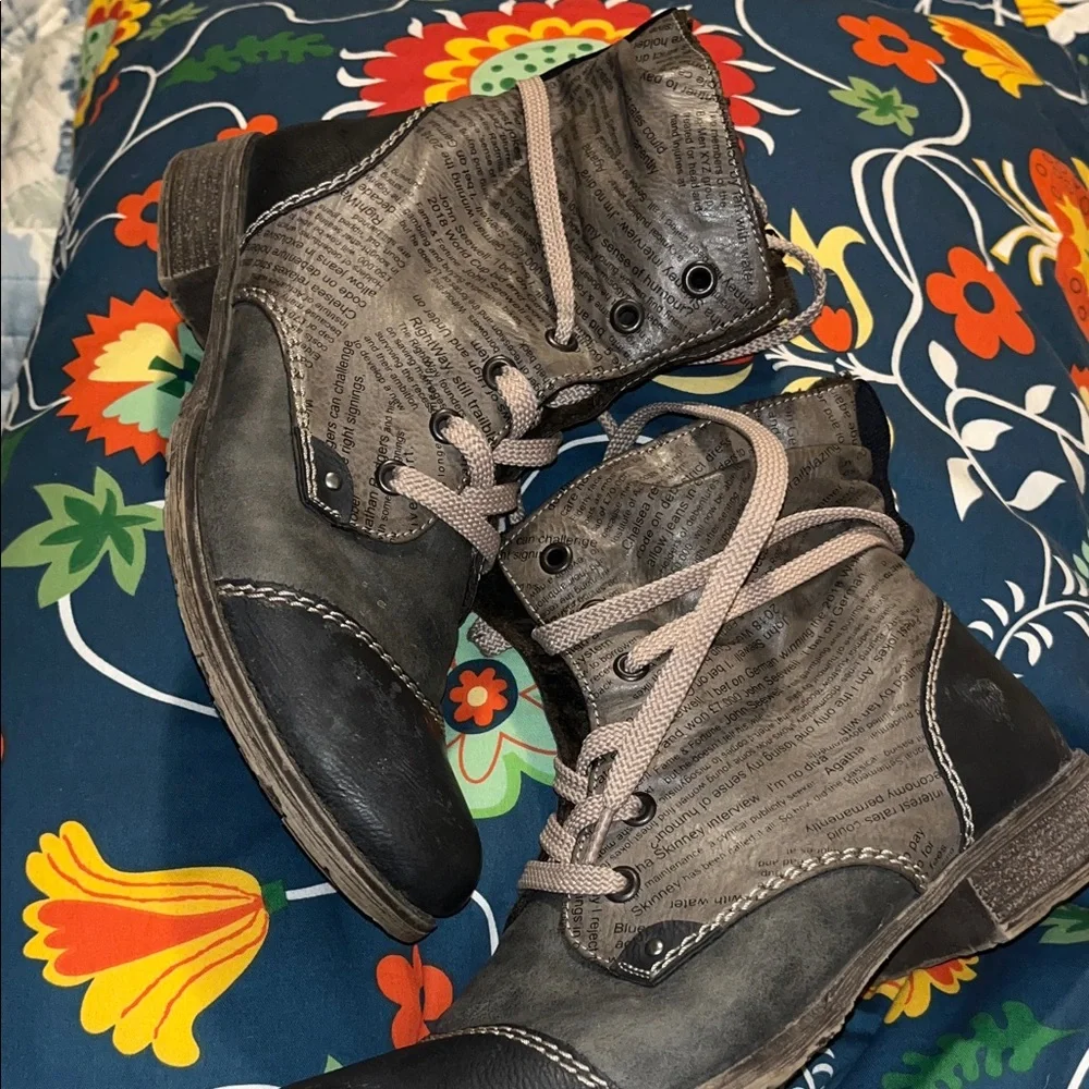 Rieker newsprint  sz 40 (9) Peyton lace up boots comfort fit. - Picture 13 of 13